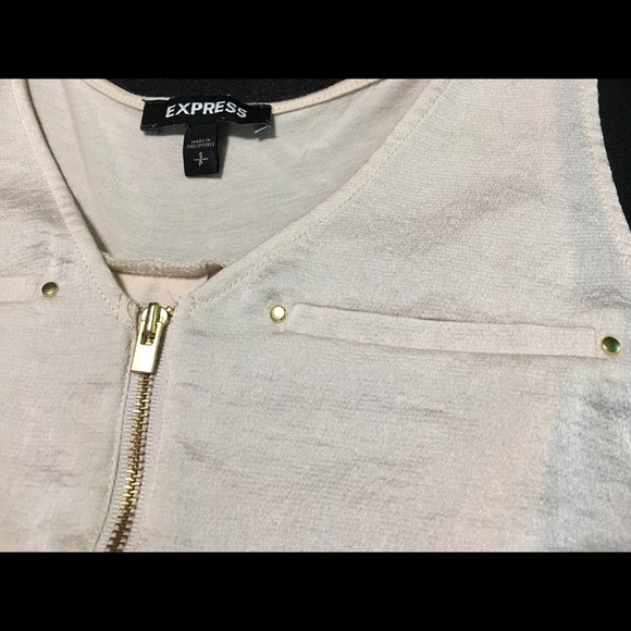 EXPRESS Stylish Tank V-Neck Zipper Pleated Back - Picture 3 of 9